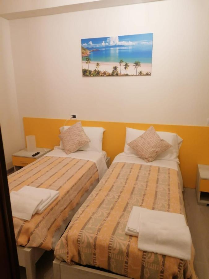 Hotel Bologna Rimini Eksteriør bilde